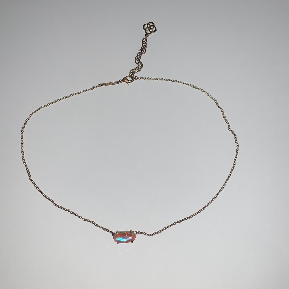 Kendra Scott necklace